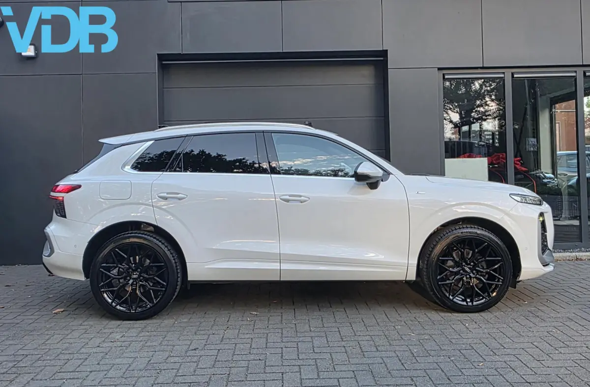 35 TFSI S-Line PANO SFEER LEDER MATRIX BOMVOL BTW!!