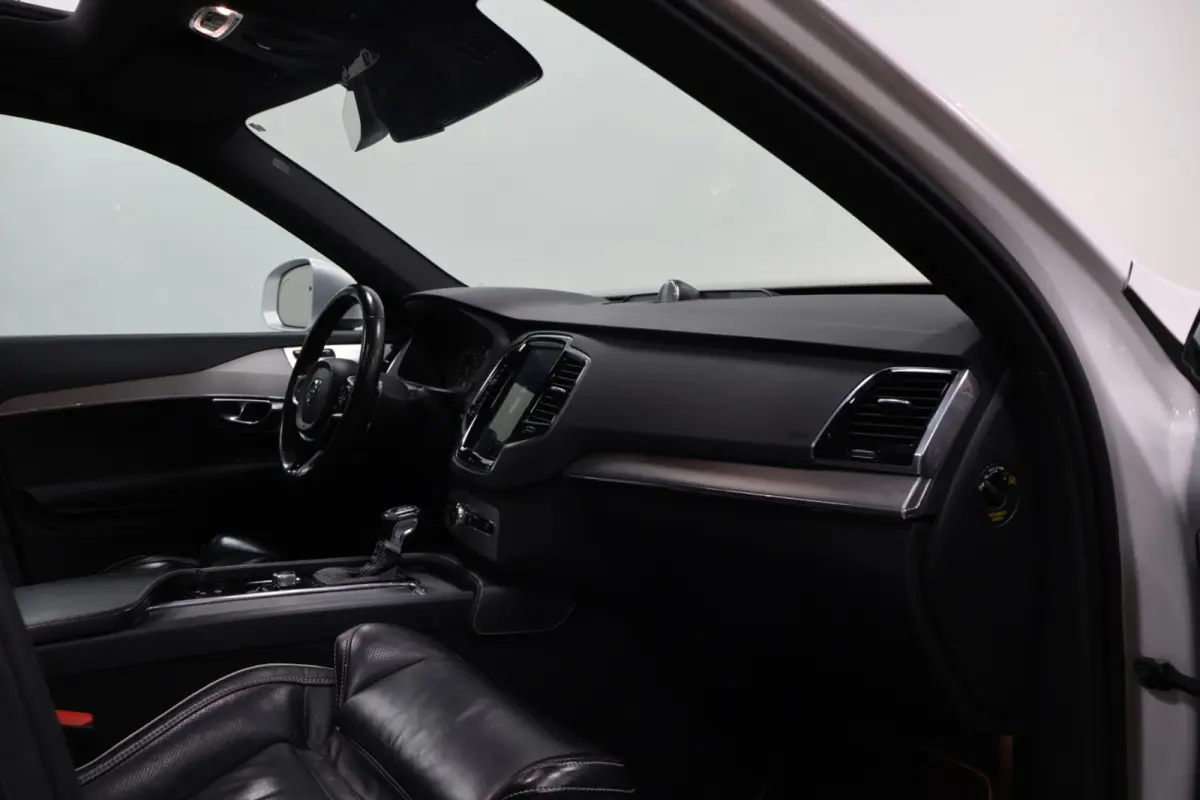 2.0 T6 AWD|PANO|NAVI|LEDER