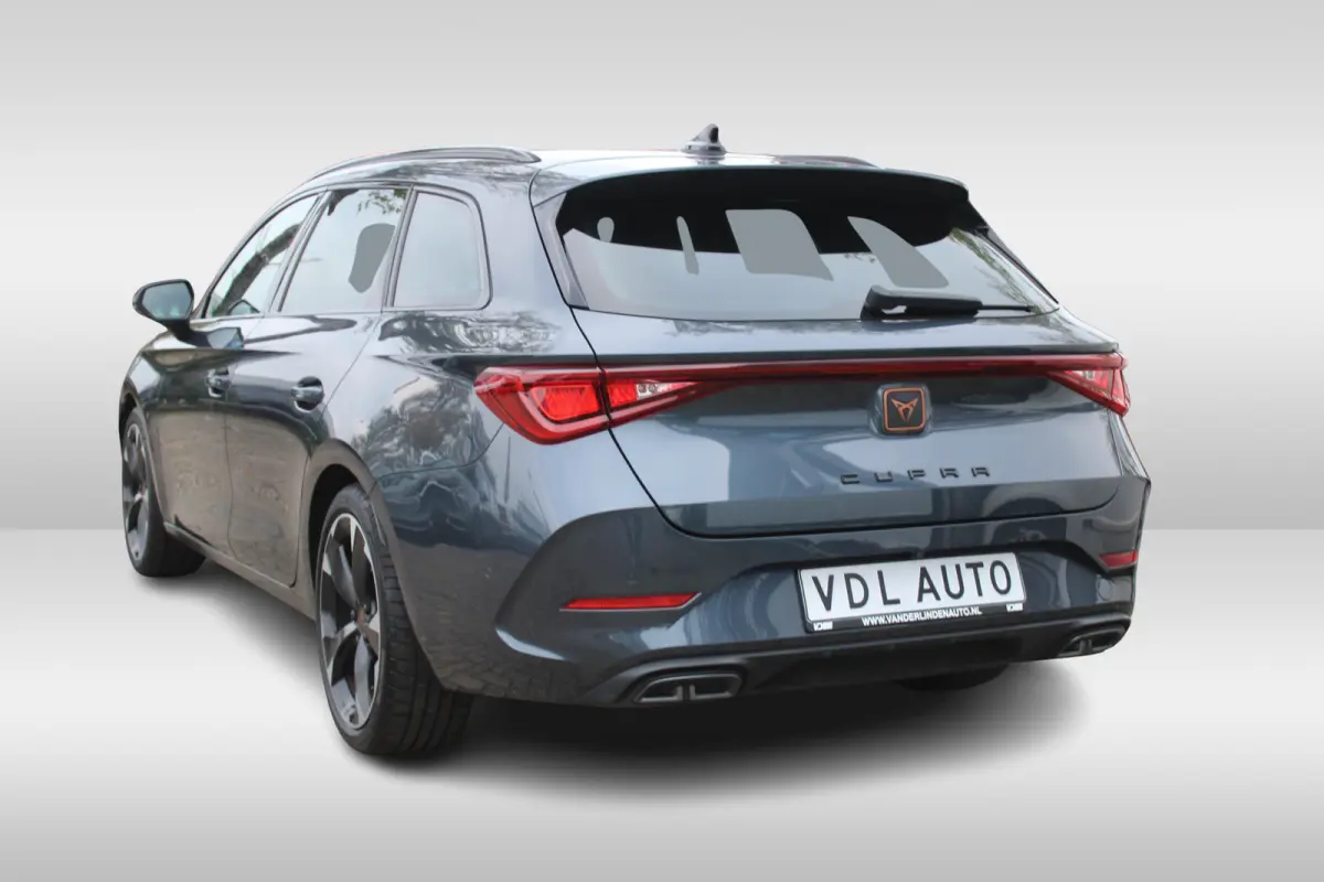 1.5 eTSI Business Edition Plus l Adaptieve Cruise Control l PDC l Achteruitrijcamera l Stuur- en Stoelverwarming l Keyless l Navi l Clima l Apple Carplay/ Android Auto l Elek. Wegklapbare Tr