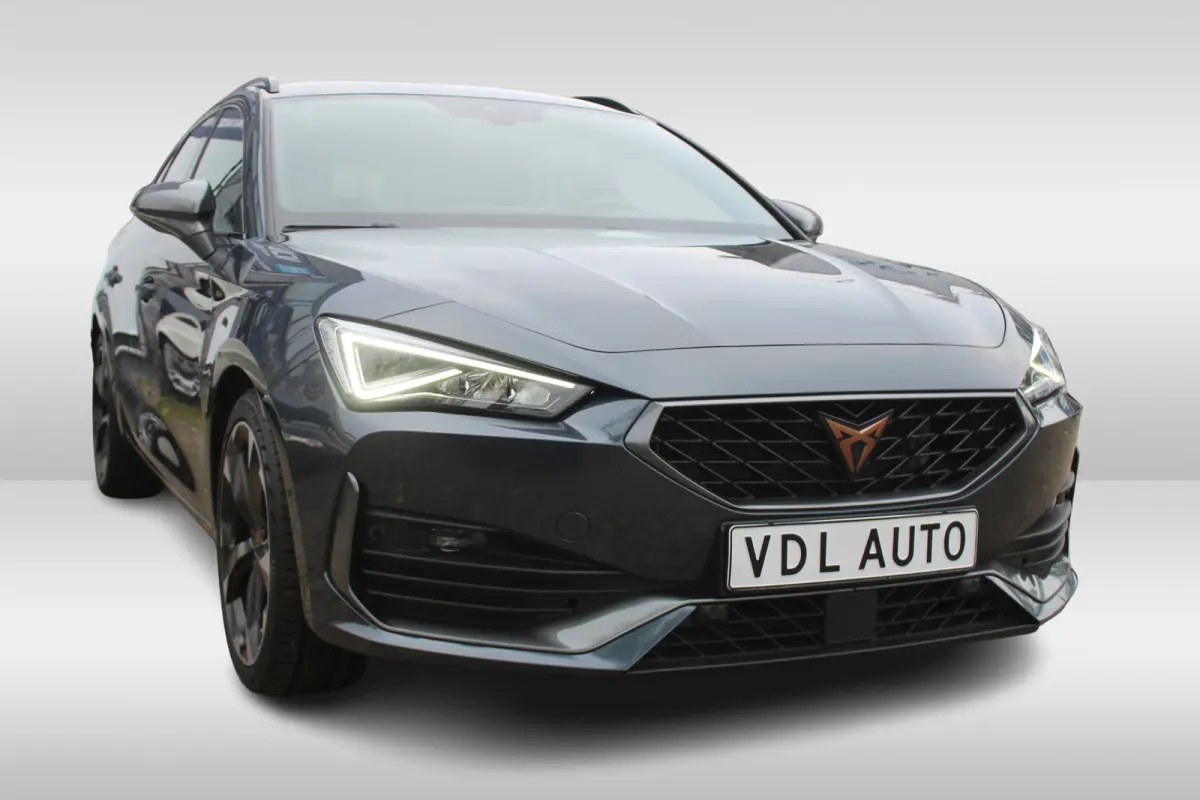 1.5 eTSI Business Edition Plus l Adaptieve Cruise Control l PDC l Achteruitrijcamera l Stuur- en Stoelverwarming l Keyless l Navi l Clima l Apple Carplay/ Android Auto l Elek. Wegklapbare Tr