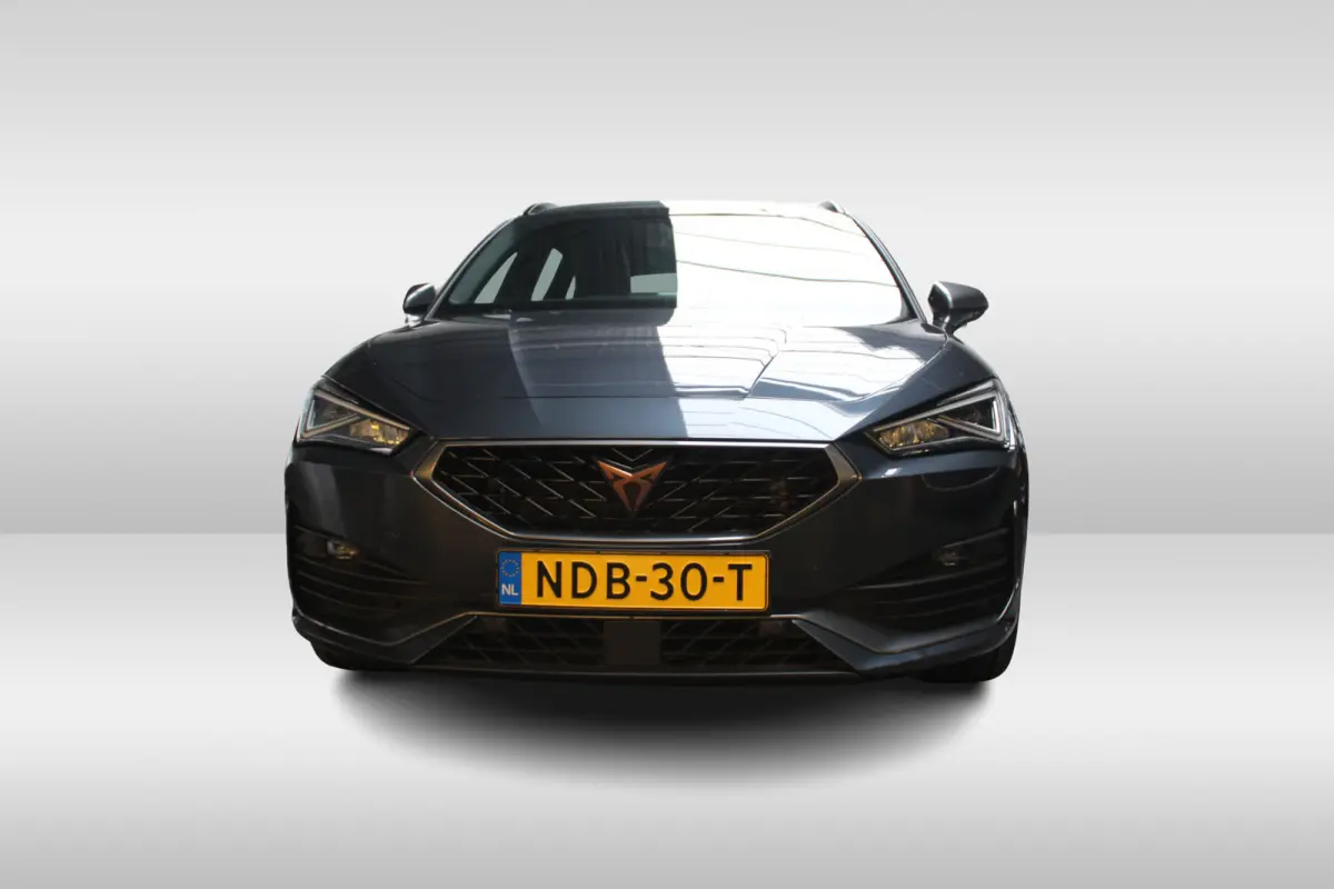 1.5 eTSI Business Edition Plus l Adaptieve Cruise Control l PDC l Achteruitrijcamera l Stuur- en Stoelverwarming l Keyless l Navi l Clima l Apple Carplay/ Android Auto l Elek. Wegklapbare Tr