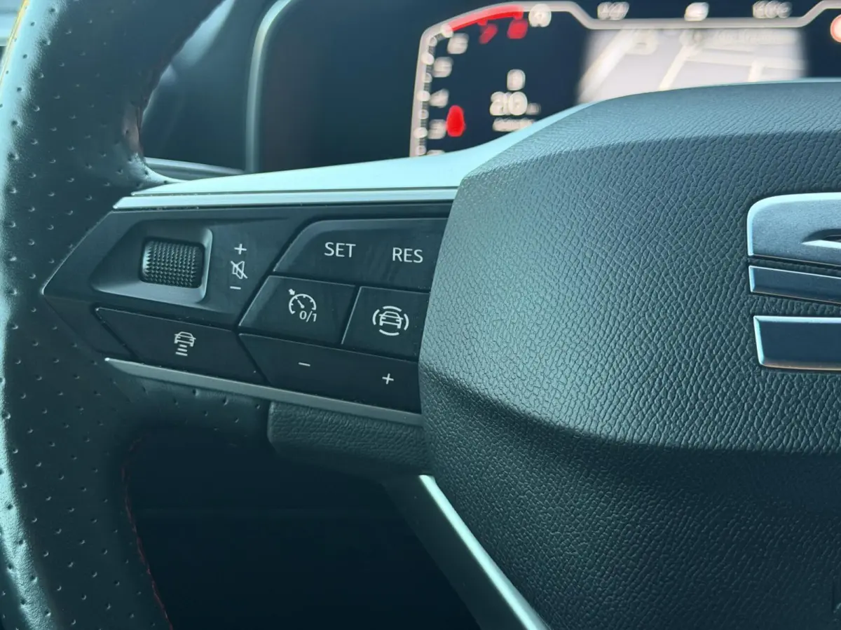 1.0 TSI FR Business Intense Viartual Carplay Sfeer