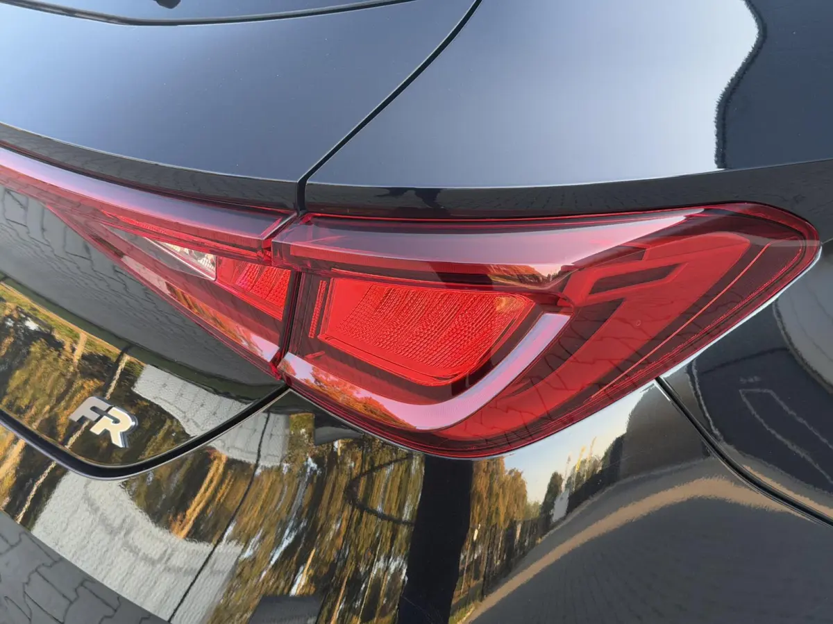 1.0 TSI FR Business Intense Viartual Carplay Sfeer
