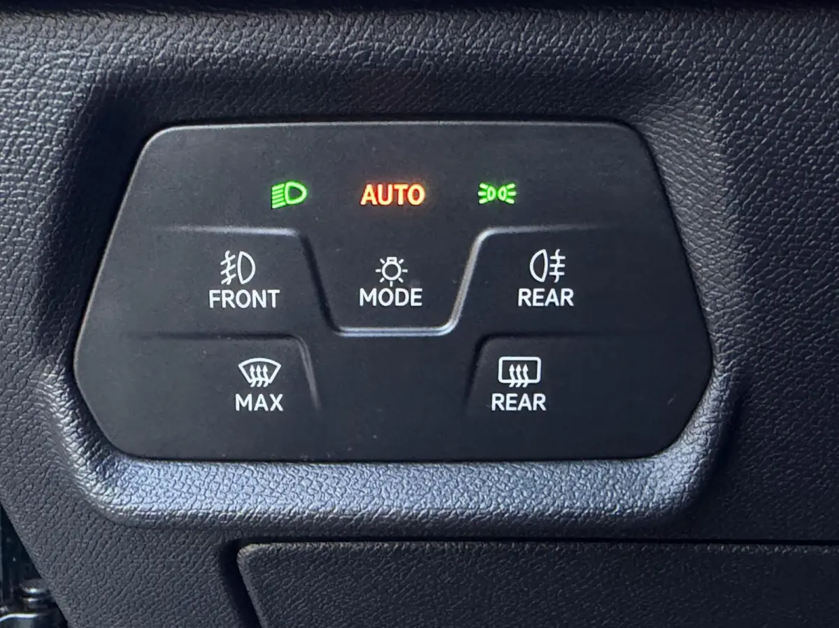 1.0 TSI FR Business Intense Viartual Carplay Sfeer