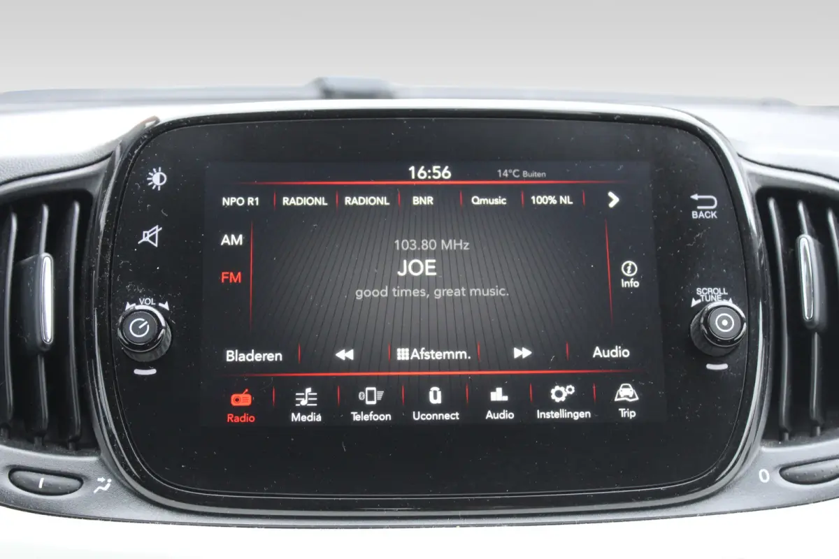 0.9 TwinAir Dolcevita l Apple carplay/ Android auto l Cruise Control l PDC Achter l Airco l Bluetooth