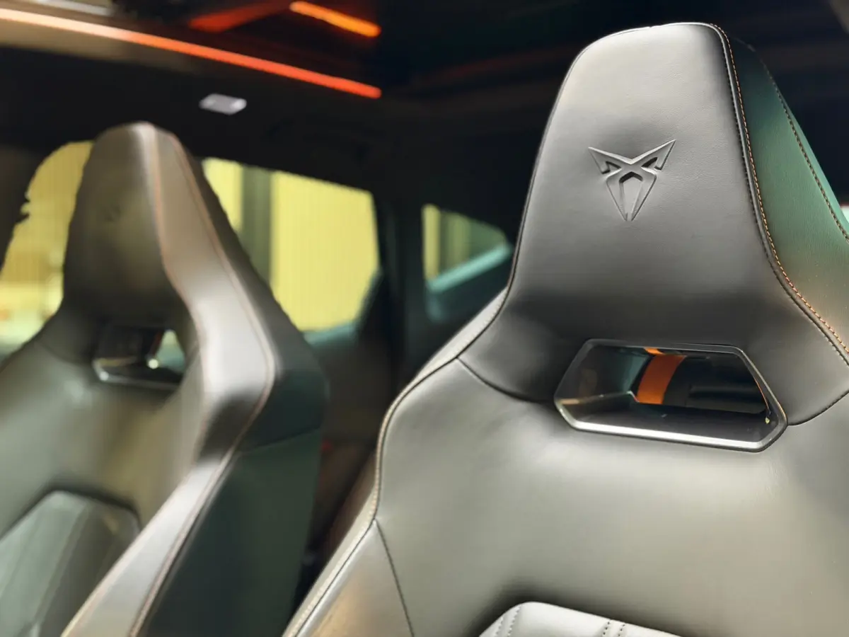 1.4 e-Hybrid VZ Performance Copper Edition|PANORAMADAK|360CAMERA|MEMORY|KEYLESS|CARPLAY|TREKHAAK|245PK|BOMVOL!