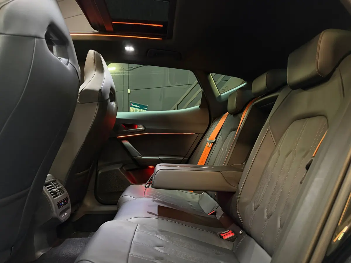1.4 e-Hybrid VZ Performance Copper Edition|PANORAMADAK|360CAMERA|MEMORY|KEYLESS|CARPLAY|TREKHAAK|245PK|BOMVOL!