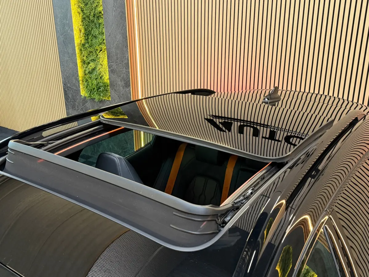 1.4 e-Hybrid VZ Performance Copper Edition|PANORAMADAK|360CAMERA|MEMORY|KEYLESS|CARPLAY|TREKHAAK|245PK|BOMVOL!