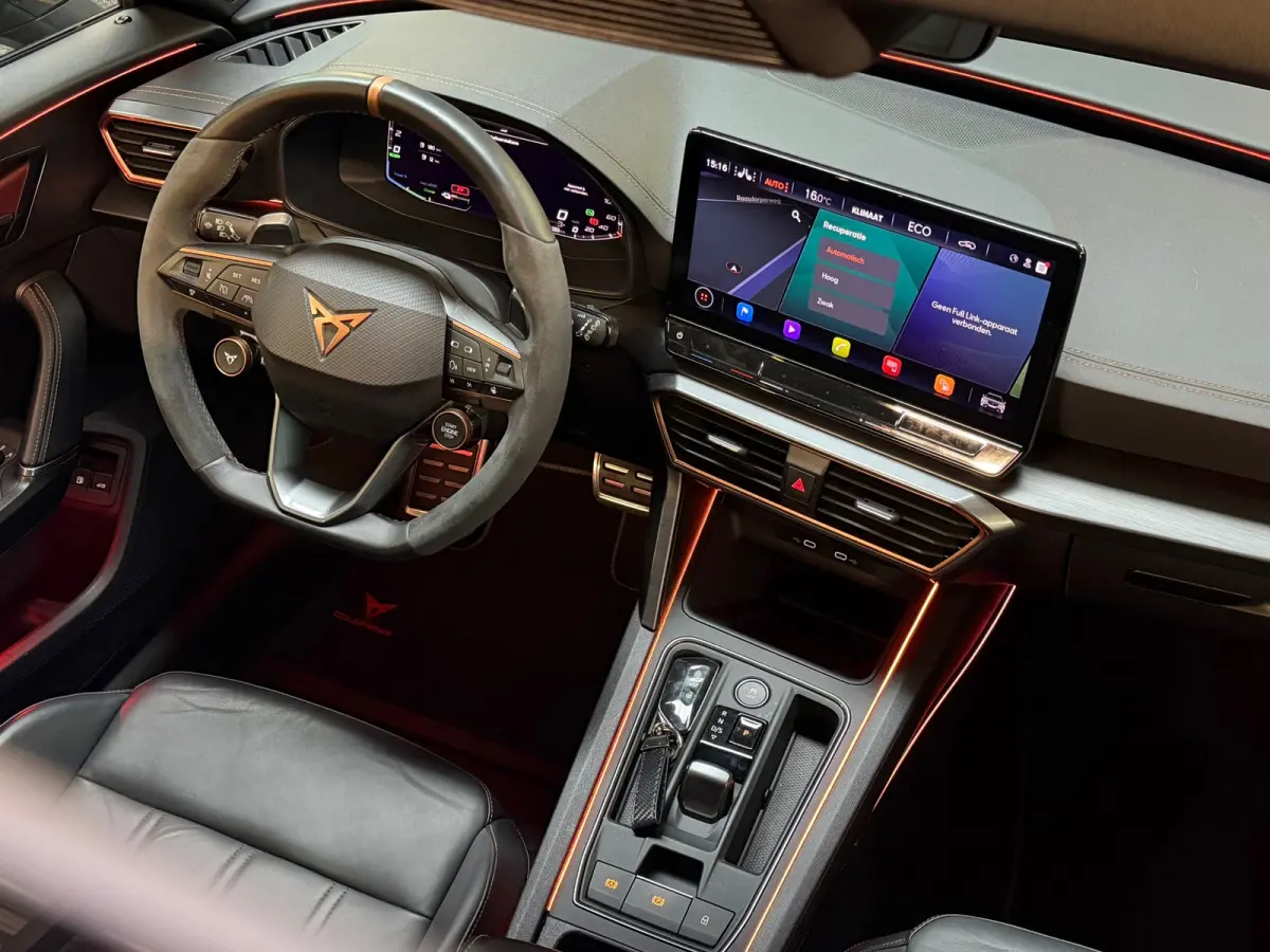 1.4 e-Hybrid VZ Performance Copper Edition|PANORAMADAK|360CAMERA|MEMORY|KEYLESS|CARPLAY|TREKHAAK|245PK|BOMVOL!