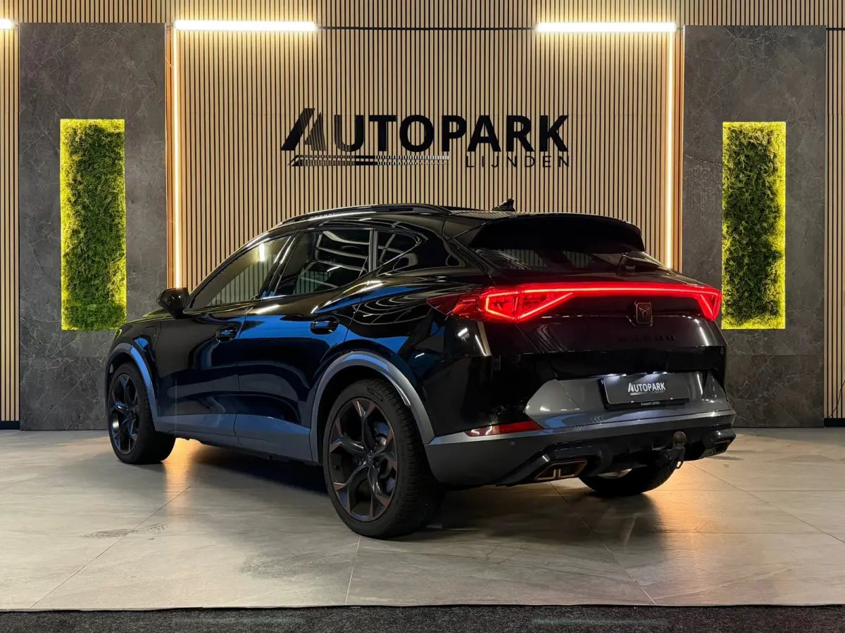 1.4 e-Hybrid VZ Performance Copper Edition|PANORAMADAK|360CAMERA|MEMORY|KEYLESS|CARPLAY|TREKHAAK|245PK|BOMVOL!