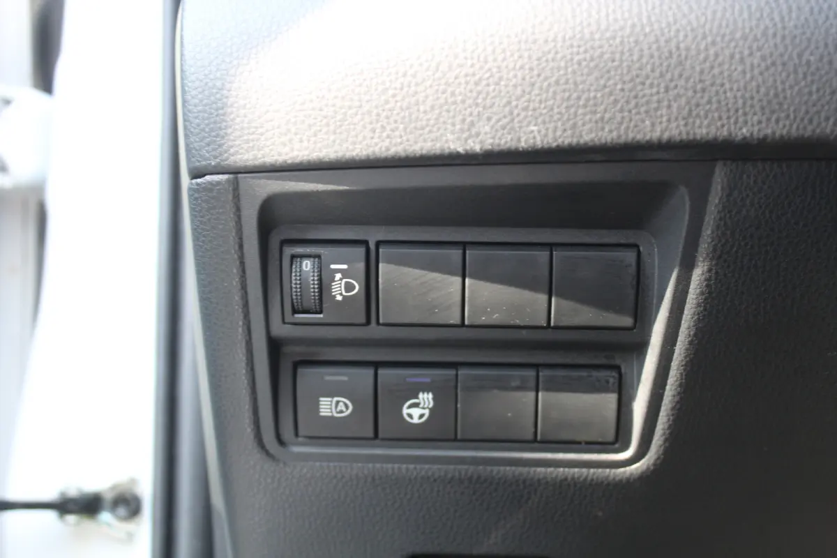 1.5 Exclusive-line l Adaptieve Cruise Contol l Lane Assist l Dodehoeksensor l PDC l Parkeercamera l Stuur- en Stoelverwarming l Apple carplay/ Android auto l 16 inch