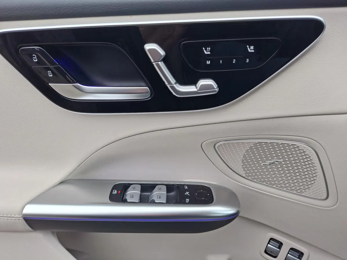 300 e Luxury PremiumPlus Aut.9G-Tronic Massage/Ventilatie | 313PK | PHEV | Actieradius Elektrisch:100-116km WLTP | VOL OPTIES | nw.Pr. 71.498,-