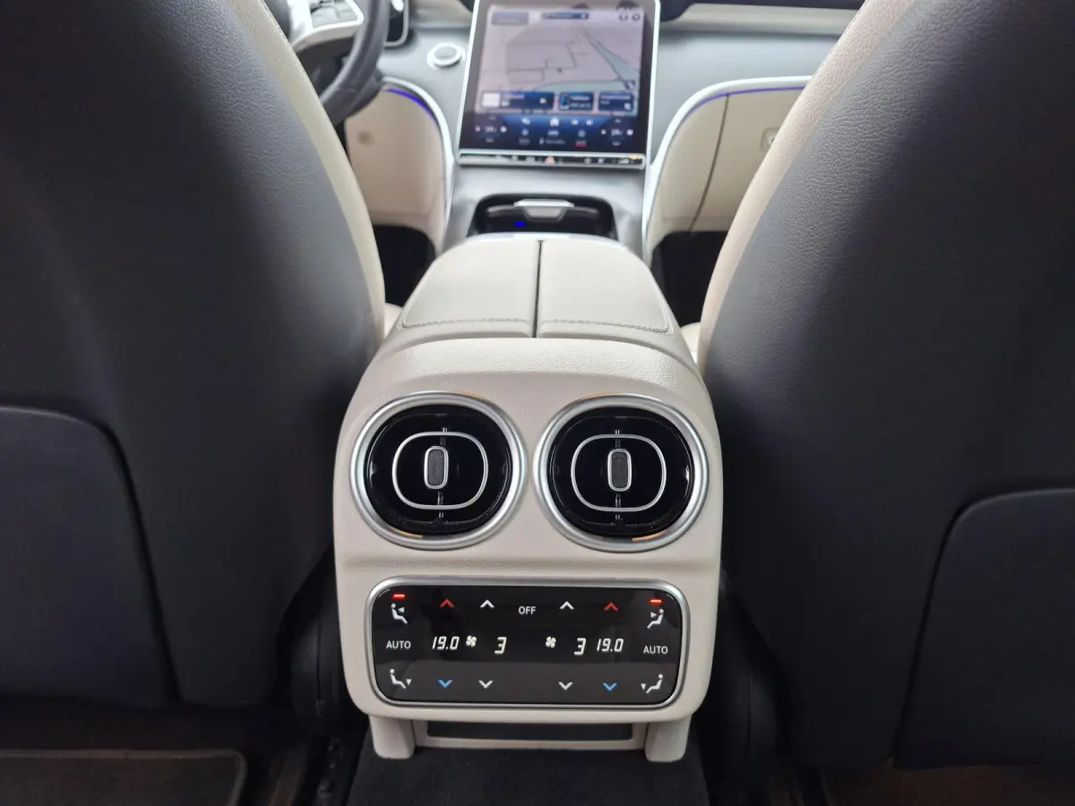 300 e Luxury PremiumPlus Aut.9G-Tronic Massage/Ventilatie | 313PK | PHEV | Actieradius Elektrisch:94km WLTP | VOL OPTIES | nw.Pr. 71.498,-