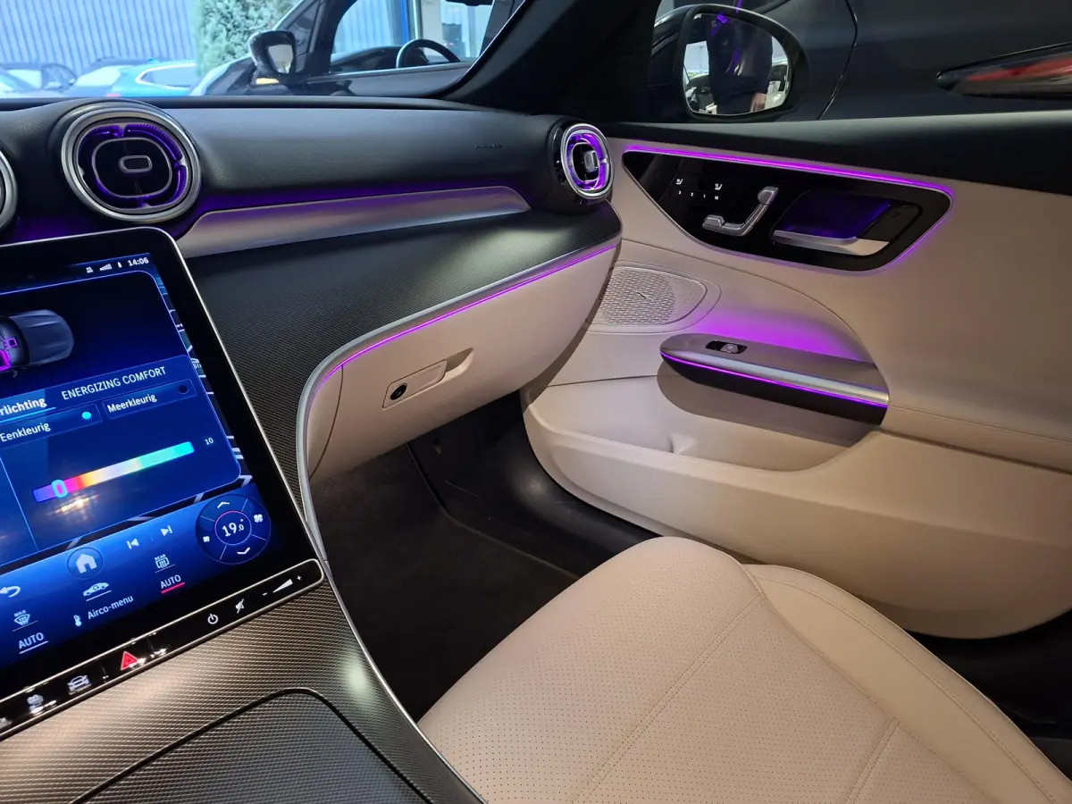 300 e Luxury PremiumPlus Aut.9G-Tronic Massage/Ventilatie | 313PK | PHEV | Actieradius Elektrisch:94km WLTP | VOL OPTIES | nw.Pr. 71.498,-