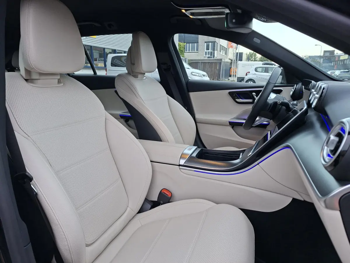 300 e Luxury PremiumPlus Aut.9G-Tronic Massage/Ventilatie | 313PK | PHEV | Actieradius Elektrisch:94km WLTP | VOL OPTIES | nw.Pr. 71.498,-