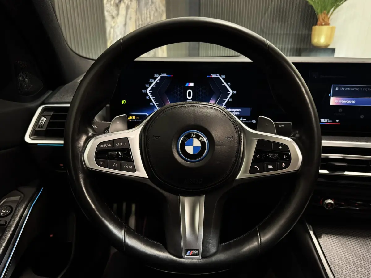 330e M-Performance|PANO|CURVED SCREEN|LASER|HARMAN KARDON|BOMVOL!
