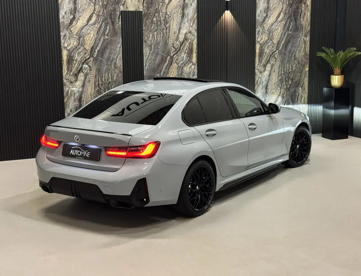 330e M-Performance|PANO|CURVED SCREEN|LASER|HARMAN KARDON|BOMVOL!