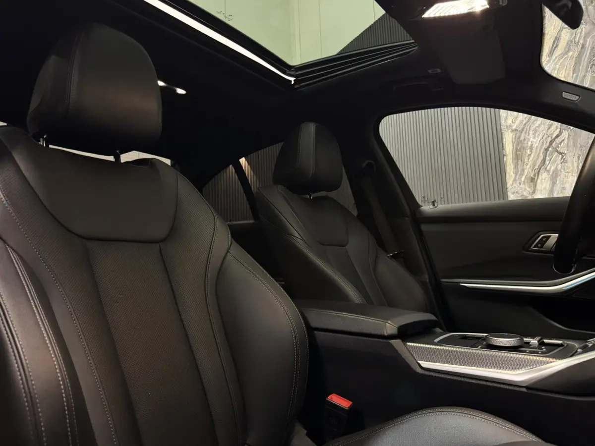 330e M-Performance|PANO|CURVED SCREEN|LASER|HARMAN KARDON|BOMVOL!