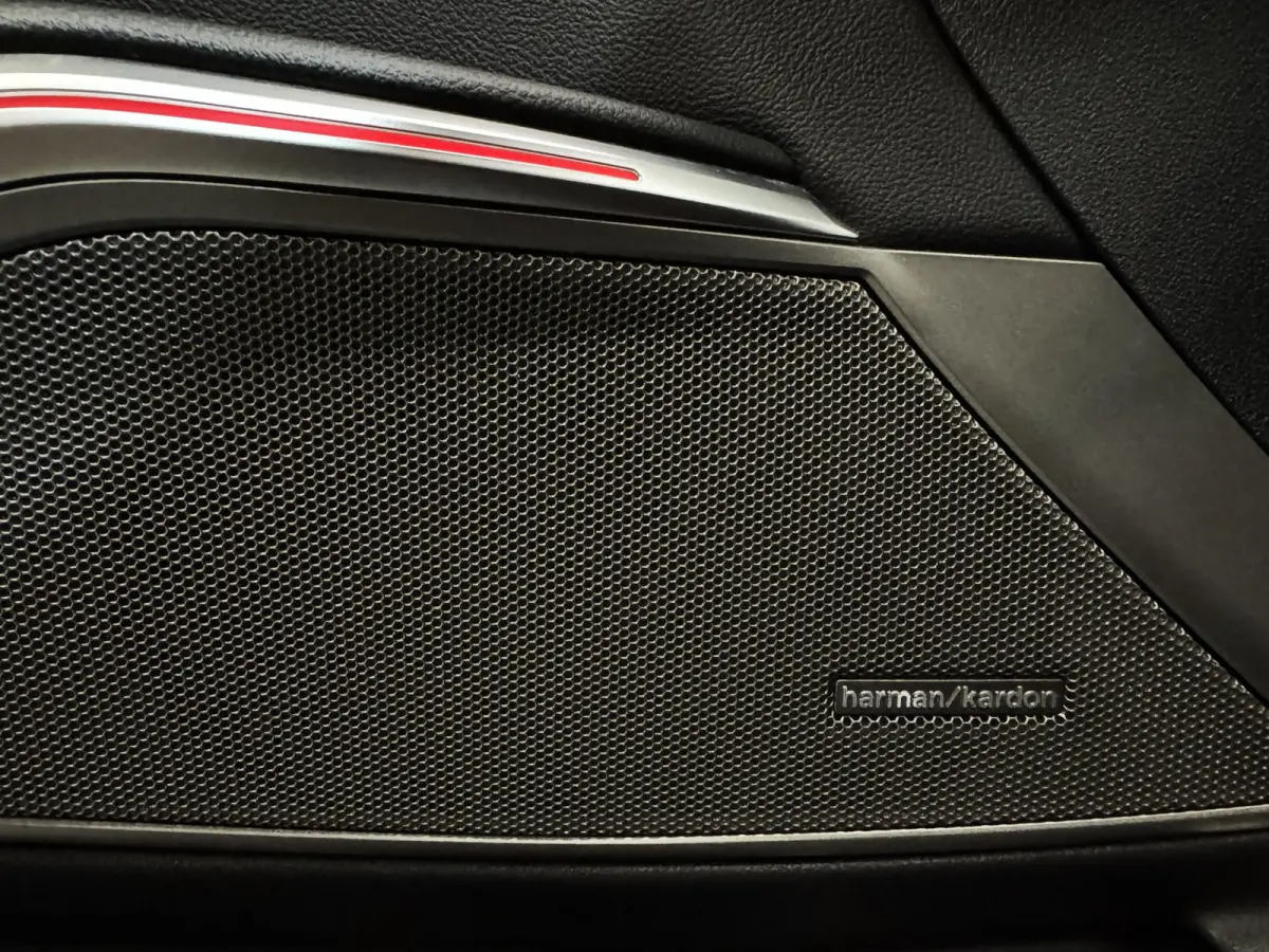 330e M-Performance|PANO|CURVED SCREEN|LASER|HARMAN KARDON|BOMVOL!