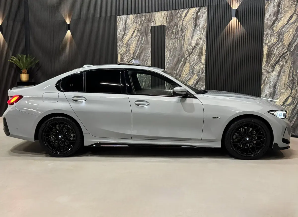 330e M-Performance|PANO|CURVED SCREEN|LASER|HARMAN KARDON|BOMVOL!