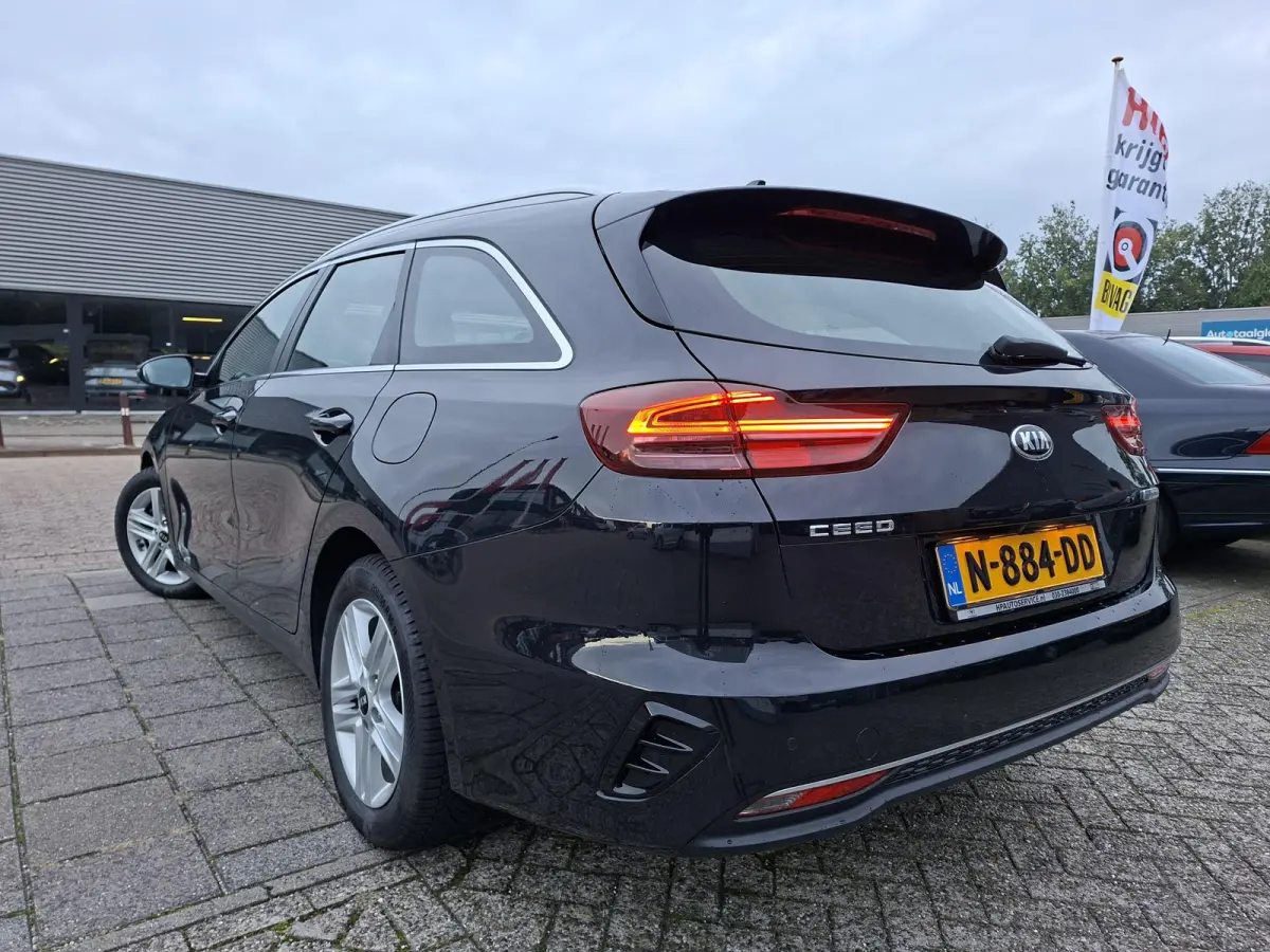 1.0 T-GDi Automaat DynamicLine M-Hybrid/100% onderh./Camera/Carplay/Origineel-NL auto/Climate Control/AllSeason bnd.