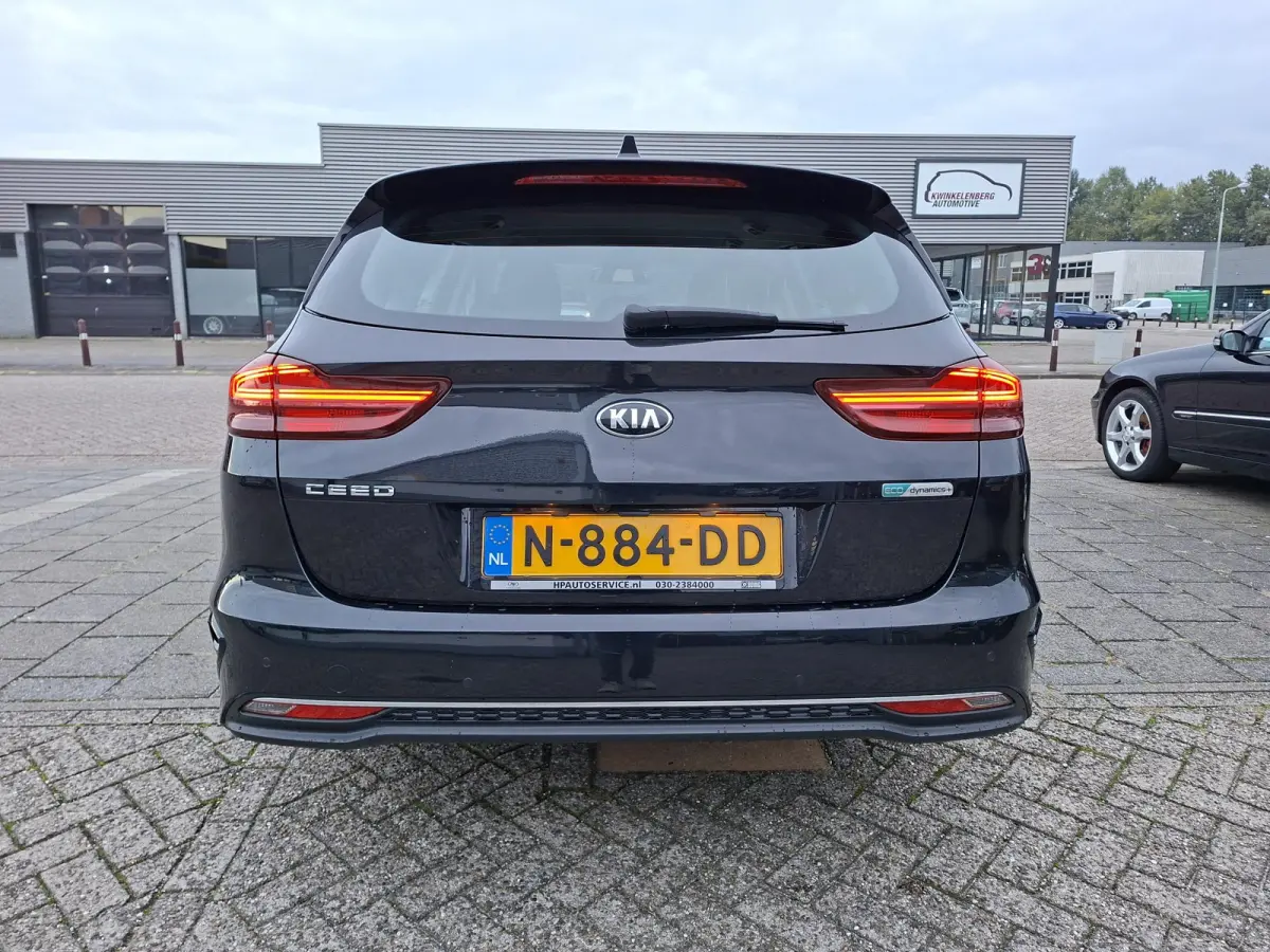 1.0 T-GDi Automaat DynamicLine M-Hybrid/100% onderh./Camera/Carplay/Origineel-NL auto/Climate Control/AllSeason bnd.