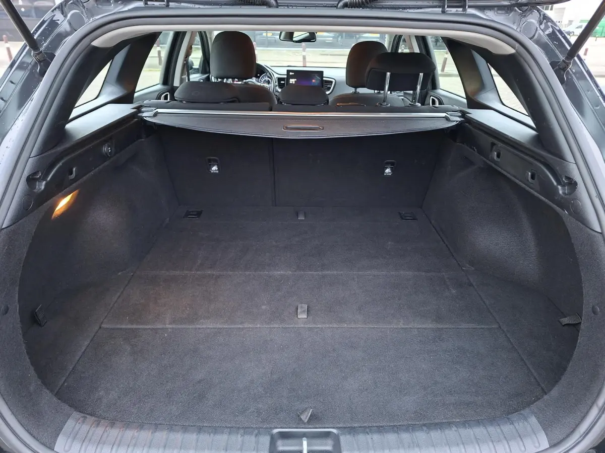 1.0 T-GDi Automaat DynamicLine M-Hybrid/100% onderh./Camera/Carplay/Origineel-NL auto/Climate Control/AllSeason bnd.