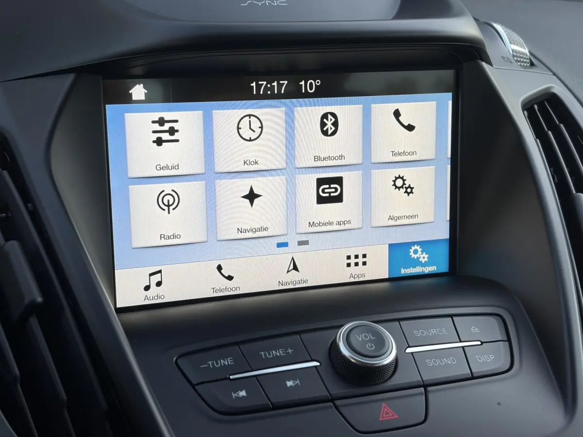 1.5 EcoBoost ST Line ✓2e Eigenaar✓Camera✓Carplay✓Navi✓Alcantara-Halfleder✓Clima✓Cruise✓6 Bak✓120pk✓18'' Lmv✓Keyless✓Pdc V+A✓Rijstrooksensor✓N.A.P✓Apk tot 03-202
