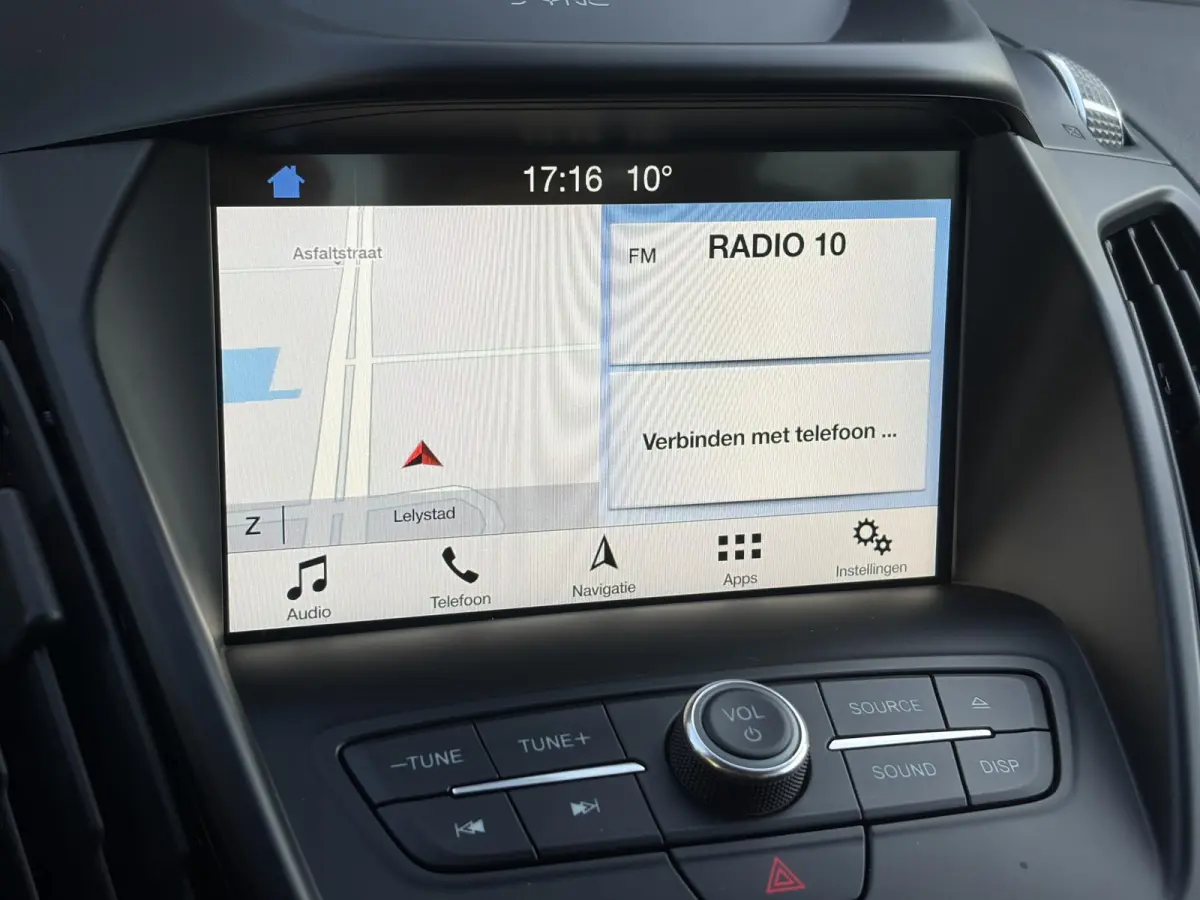 1.5 EcoBoost ST Line ✓2e Eigenaar✓Camera✓Carplay✓Navi✓Alcantara-Halfleder✓Clima✓Cruise✓6 Bak✓120pk✓18'' Lmv✓Keyless✓Pdc V+A✓Rijstrooksensor✓N.A.P✓Apk tot 03-202