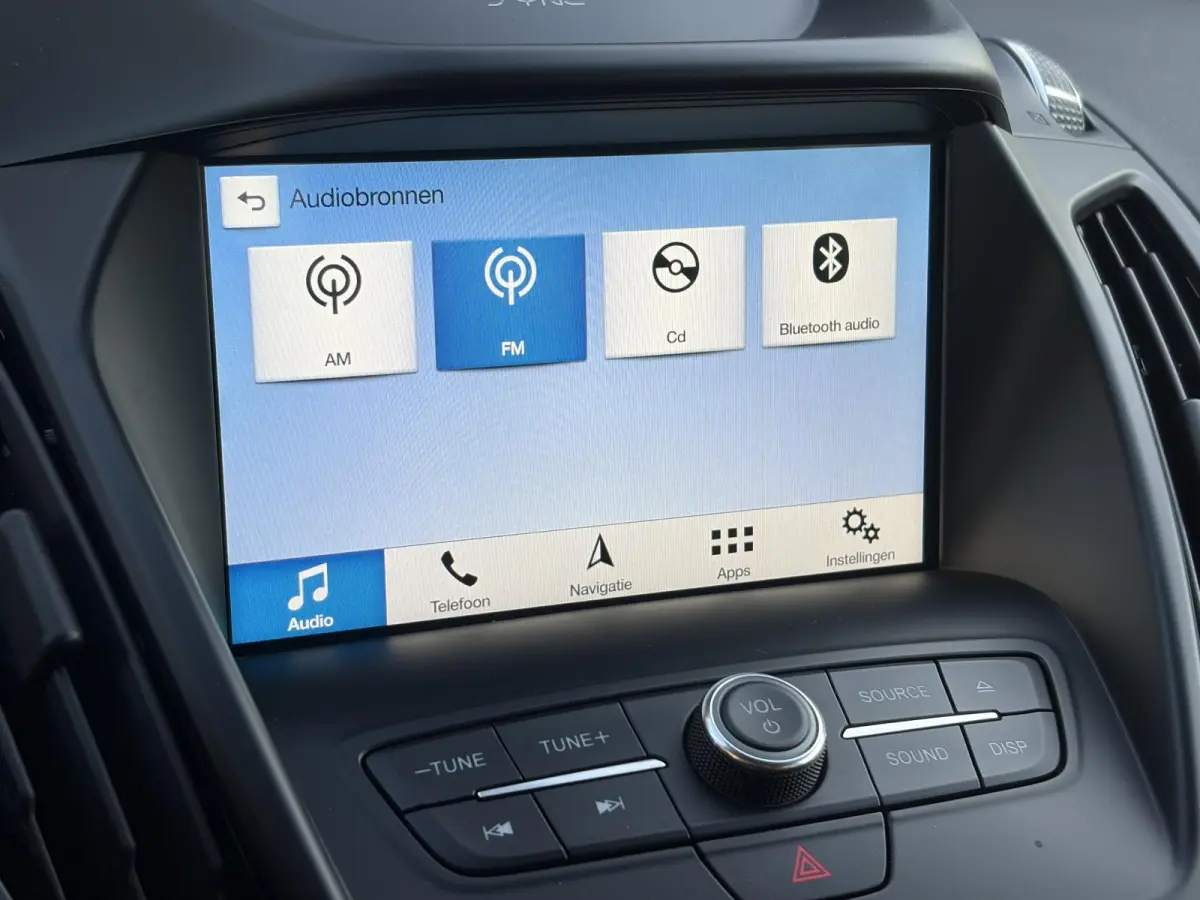 1.5 EcoBoost ST Line ✓2e Eigenaar✓Camera✓Carplay✓Navi✓Alcantara-Halfleder✓Clima✓Cruise✓6 Bak✓120pk✓18'' Lmv✓Keyless✓Pdc V+A✓Rijstrooksensor✓N.A.P✓Apk tot 03-202