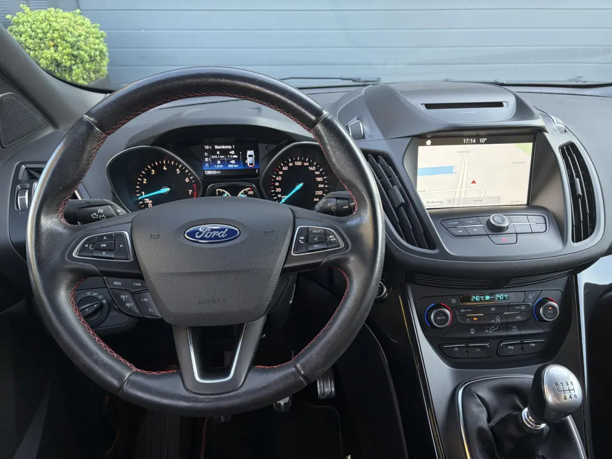 1.5 EcoBoost ST Line ✓2e Eigenaar✓Camera✓Carplay✓Navi✓Alcantara-Halfleder✓Clima✓Cruise✓6 Bak✓120pk✓18'' Lmv✓Keyless✓Pdc V+A✓Rijstrooksensor✓N.A.P✓Apk tot 03-202