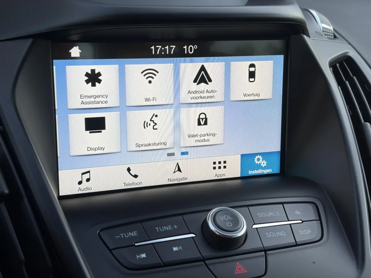 1.5 EcoBoost ST Line ✓2e Eigenaar✓Camera✓Carplay✓Navi✓Alcantara-Halfleder✓Clima✓Cruise✓6 Bak✓120pk✓18'' Lmv✓Keyless✓Pdc V+A✓Rijstrooksensor✓N.A.P✓Apk tot 03-202