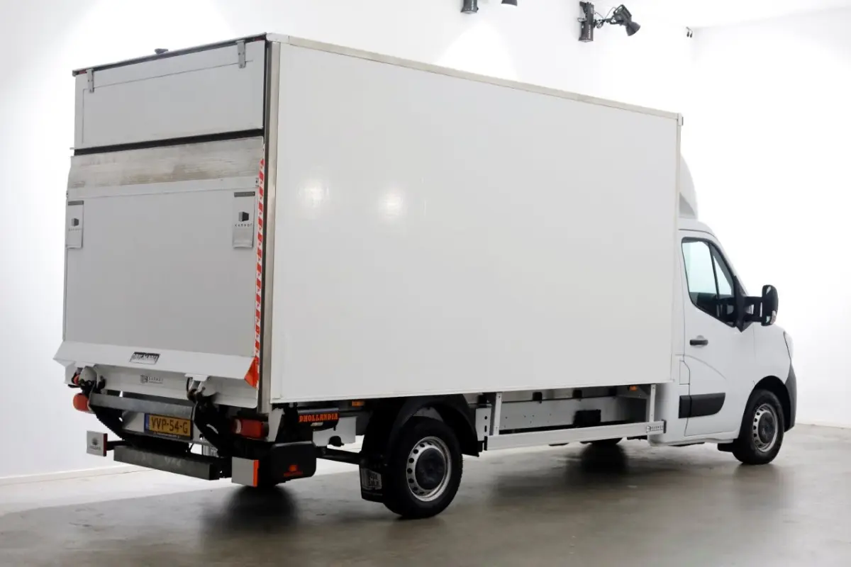 T35 2.3 dCi 145pk Bakwagen met laadklep 1158kg laadvermogen 05-2023