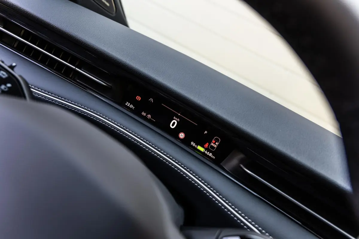 286pk Limited Edition Plus 86 kWh | Warmtepomp | Trekhaak Wegklapbaar