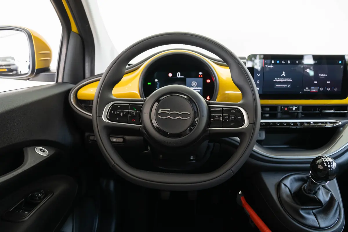 1.0 Hybrid Torino Launch Edition | Tot 8 Jaar Garantie | Apple Carplay & Android Auto | Parkeersensoren | Cruise Controle | Lichtmetalen velgen |