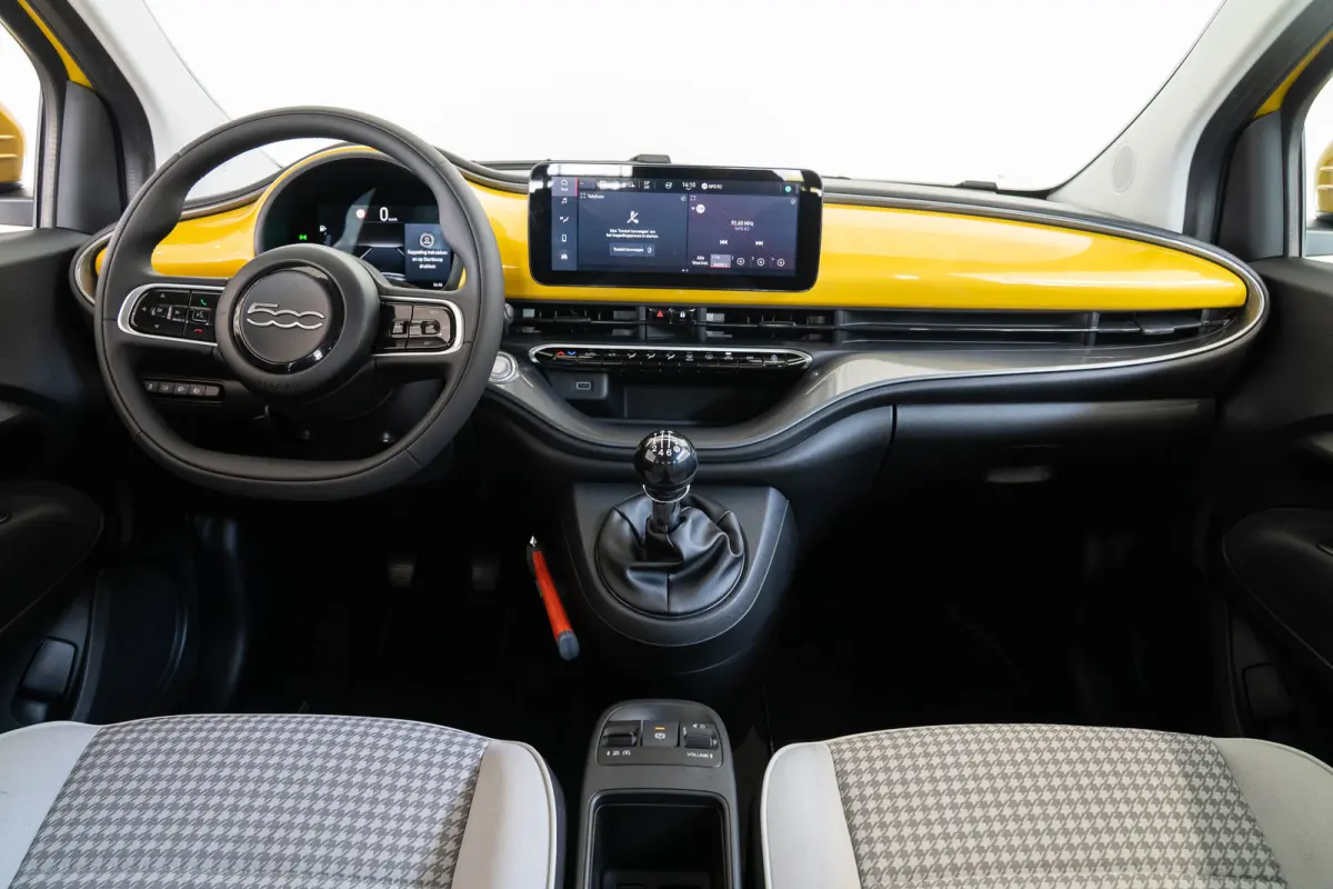 1.0 Hybrid Torino Launch Edition | Tot 8 Jaar Garantie | Apple Carplay & Android Auto | Parkeersensoren | Cruise Controle | Lichtmetalen velgen |