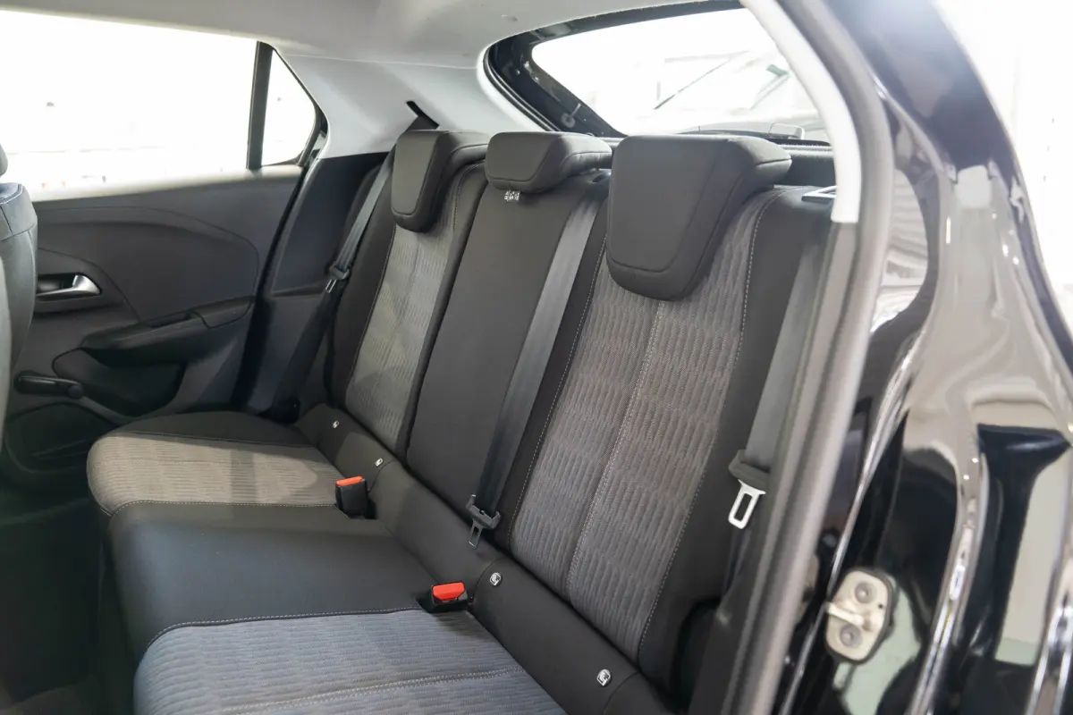 Edition 50 kWh | Apple Carplay & Android Auto | Climate Controle | Keyless | Cruise Controle | DAB | Bluetooth |