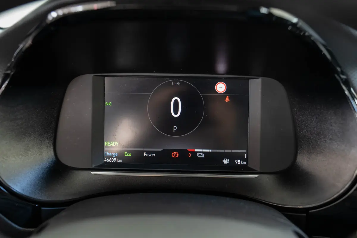 Edition 50 kWh | Apple Carplay & Android Auto | Climate Controle | Keyless | Cruise Controle | DAB | Bluetooth |