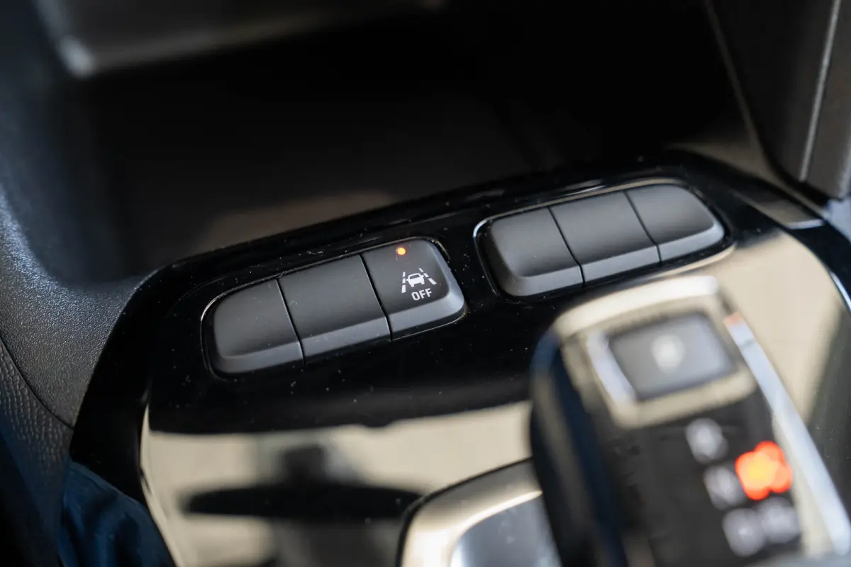 Edition 50 kWh | Apple Carplay & Android Auto | Climate Controle | Keyless | Cruise Controle | DAB | Bluetooth |