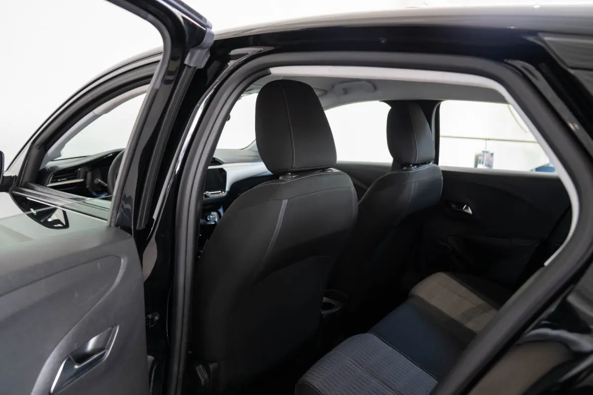 Edition 50 kWh | Apple Carplay & Android Auto | Climate Controle | Keyless | Cruise Controle | DAB | Bluetooth |