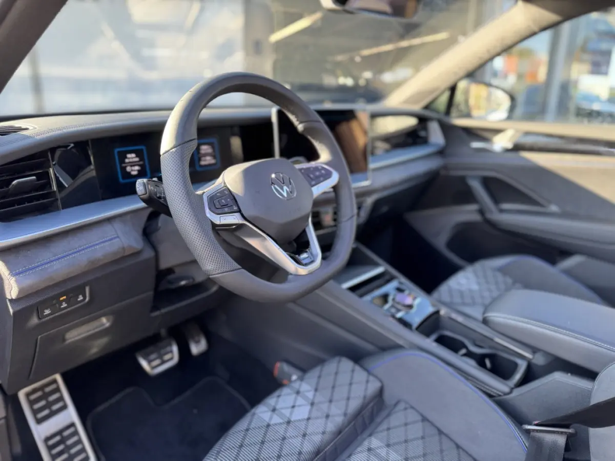 1.5 eHybrid R-line Edition | Stoel & Stuurverw.