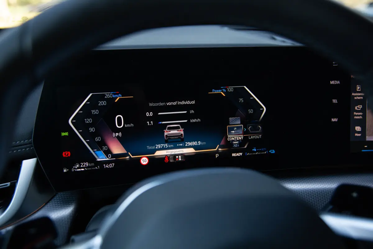 xDrive25e M-sport , Panoramadak, Trekhaak, Harman&Kardon, Adap. Cruise, Massage, Keyless