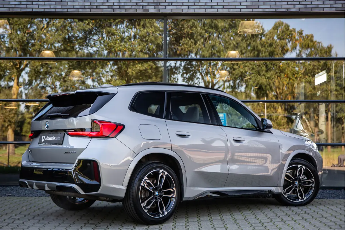 xDrive25e M-sport , Panoramadak, Trekhaak, Harman&Kardon, Adap. Cruise, Massage, Keyless