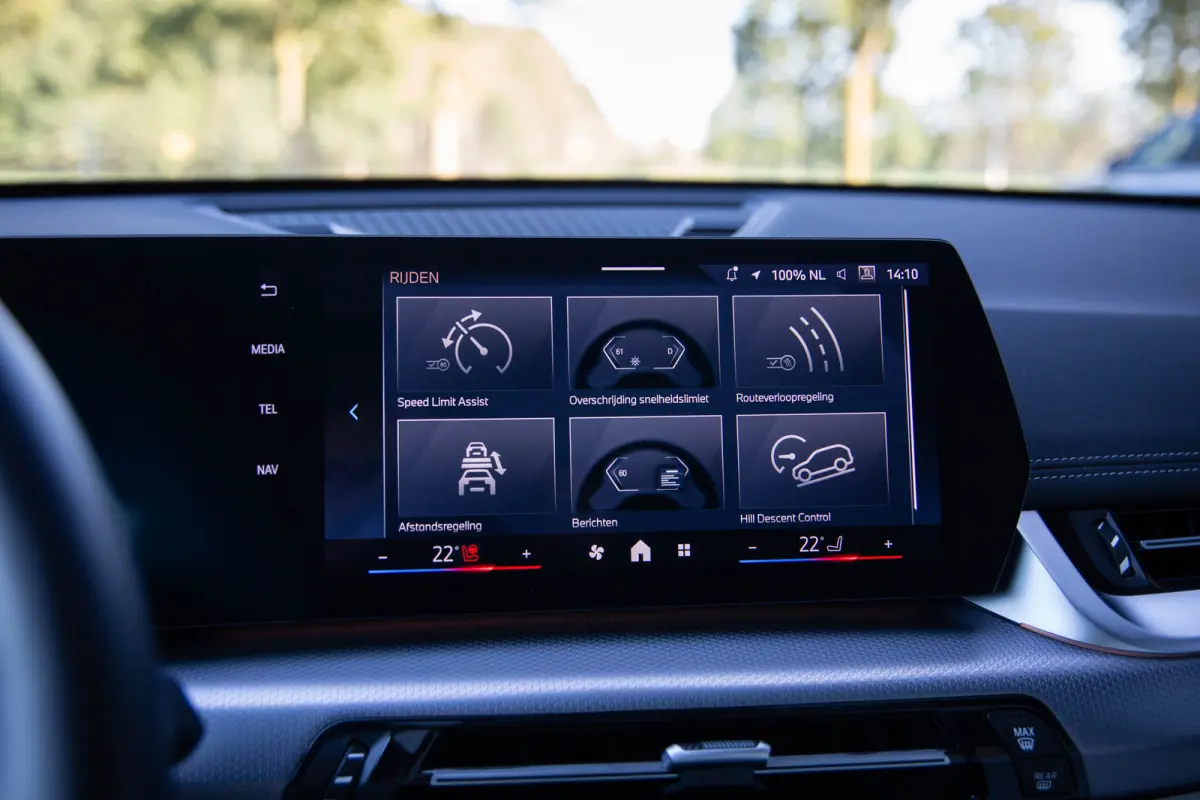 xDrive25e M-sport , Panoramadak, Trekhaak, Harman&Kardon, Adap. Cruise, Massage, Keyless