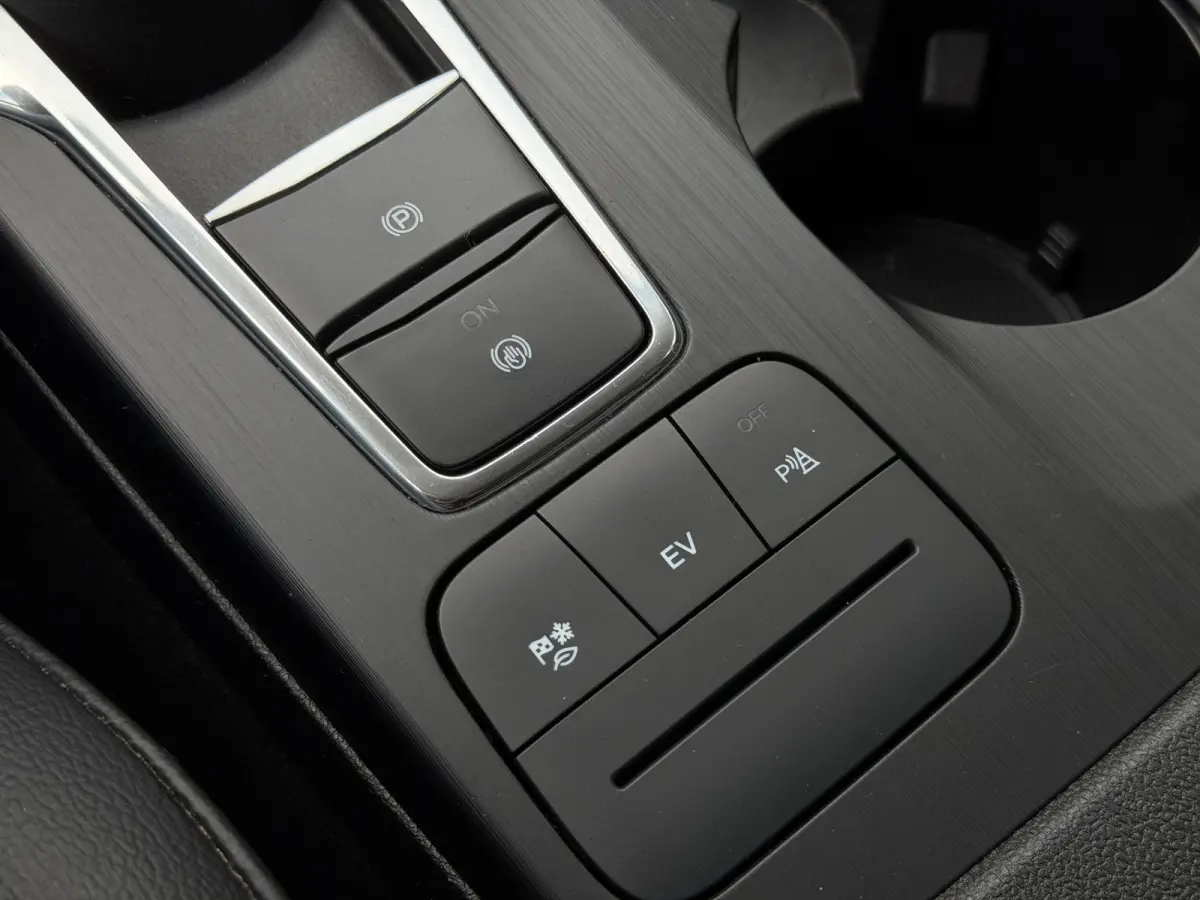 2.5 PHEV Cool & Connect Stoelverwarming | Navi | PDC | Cruise | Carplay | Half leder Plug in