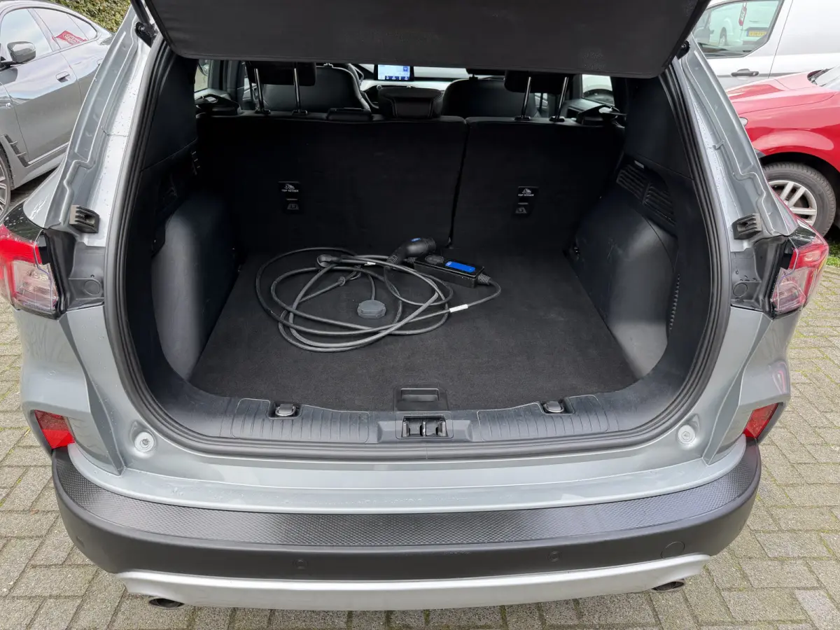 2.5 PHEV Cool & Connect Stoelverwarming | Navi | PDC | Cruise | Carplay | Half leder Plug in