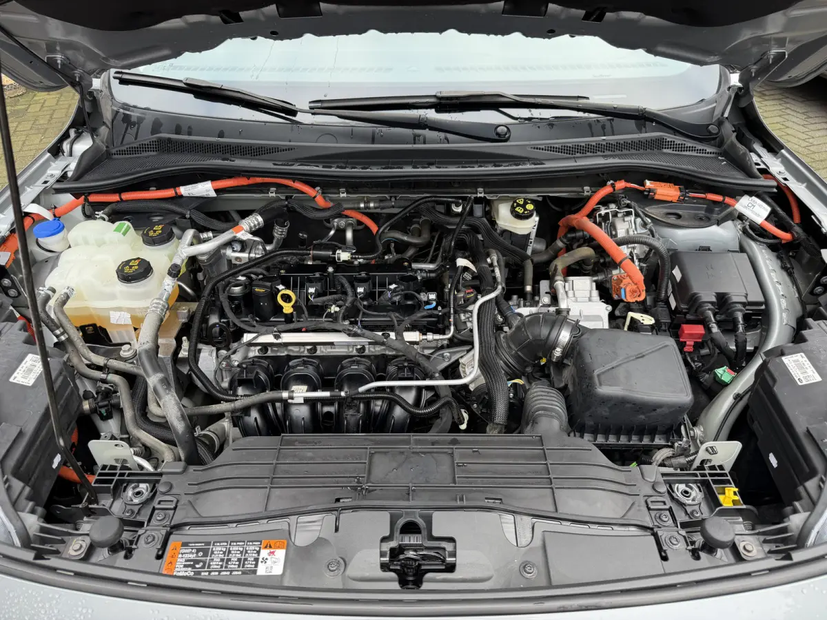 2.5 PHEV Cool & Connect Stoelverwarming | Navi | PDC | Cruise | Carplay | Half leder Plug in