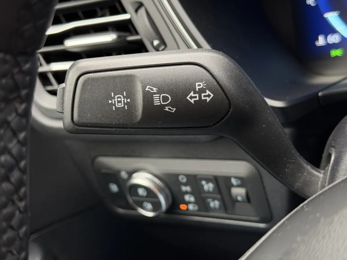 2.5 PHEV Cool & Connect Stoelverwarming | Navi | PDC | Cruise | Carplay | Half leder Plug in