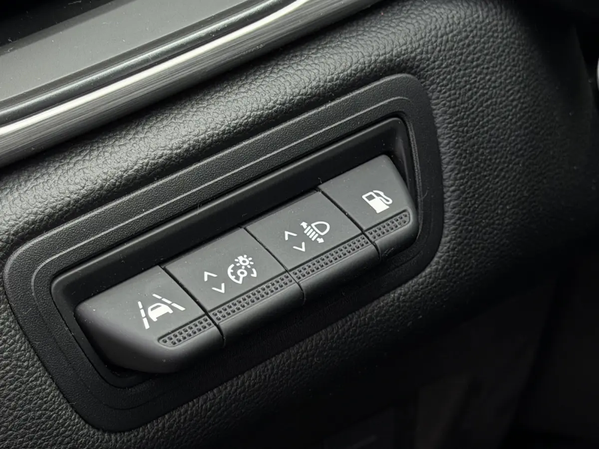 VERKOCHT 1.6 E-Tech Plug-in Hybrid 160 PK Intens Aut. Camera Navi PDC Lane Assist Cruise Stoelverwarming