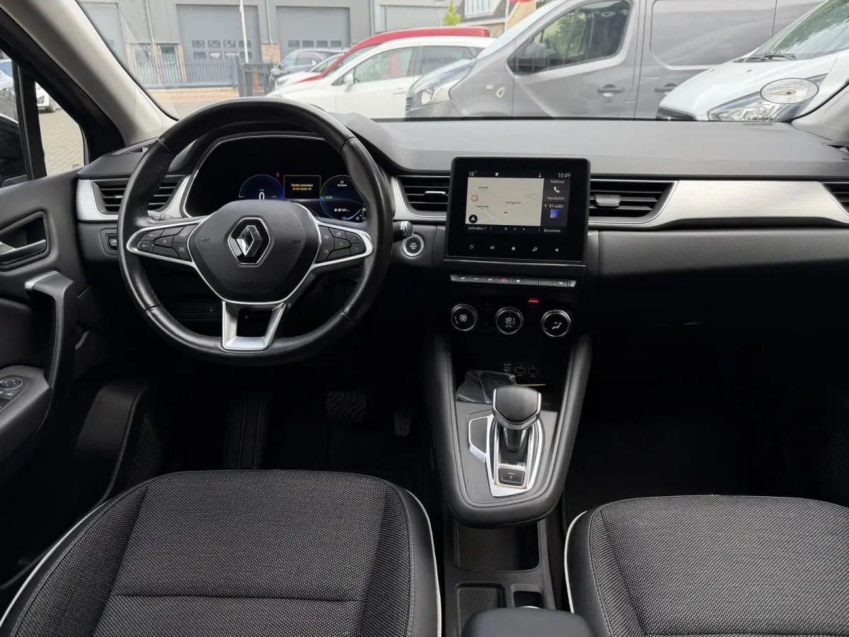 VERKOCHT 1.6 E-Tech Plug-in Hybrid 160 PK Intens Aut. Camera Navi PDC Lane Assist Cruise Stoelverwarming
